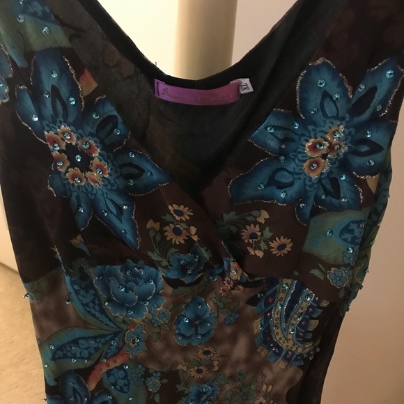 Elegant Dress. - Picture 6 of 6